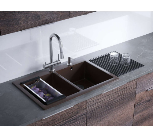 Смеситель для кухни Omoikiri Akita-S-BN (4994302) с выдвижным изливом и подключением к фильтру воды