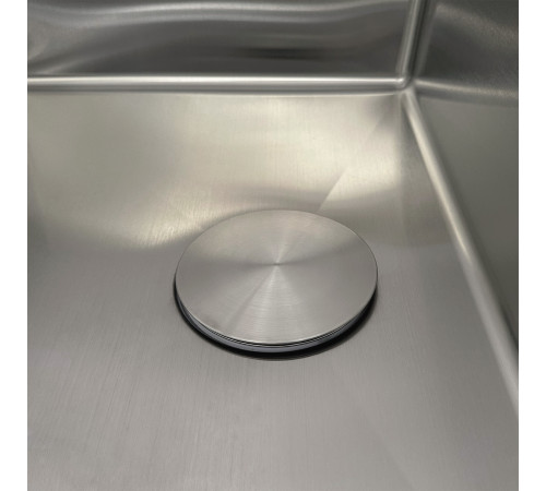 Кухонная мойка Roxen Uno 560210-54 с ролл-матом и дозатором сатин Кухонная мойка Roxen Uno 560210-54 с ролл-матом и дозатором сатин