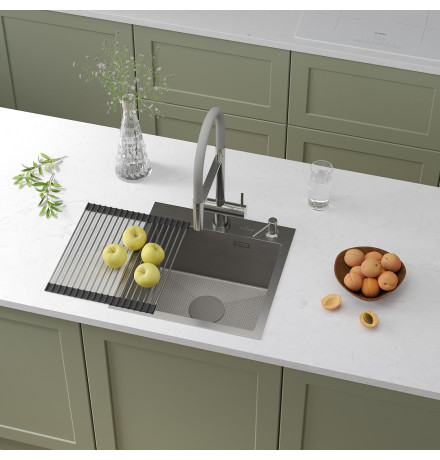 Кухонная мойка Roxen Snake 560220-45-S с ролл-матом и дозатором  450х450х217  сатин