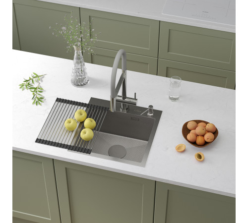 Кухонная мойка Roxen Simple 560220-45-S с ролл-матом и дозатором Кухонная мойка Roxen Simple 560220-45-S с ролл-матом и дозатором