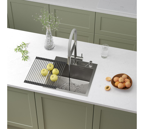Кухонная мойка Roxen Simple 560220-45 с ролл-матом и дозатором Кухонная мойка Roxen Simple 560220-45 с ролл-матом и дозатором
