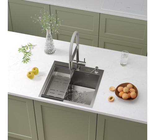 Кухонная мойка Roxen Simple 560220-50 с коландером и дозатором Кухонная мойка Roxen Simple 560220-50 с коландером и дозатором