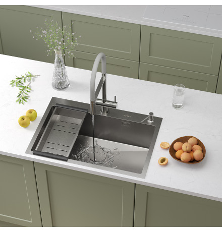 Кухонная мойка Roxen Simple 560220-70 с коландером и дозатором  700х480х220  сатин