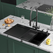 Кухонная мойка Roxen Vespa 560230-70RB с коландером и дозатором 780х480х220  графит Кухонная мойка Roxen Vespa 560230-70RB с коландером и дозатором 780х480х220  графит